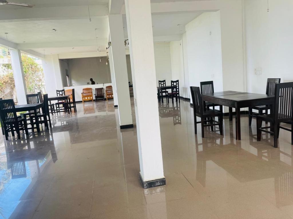 Guitar Bay Arugambay Hotel Arugam Bay Exterior photo